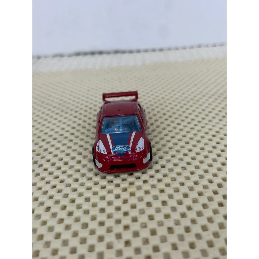 Hot Wheels Ford Falcon Race Car Red‎ Diecast 1:64 Scale H09 Made in Malaysia
